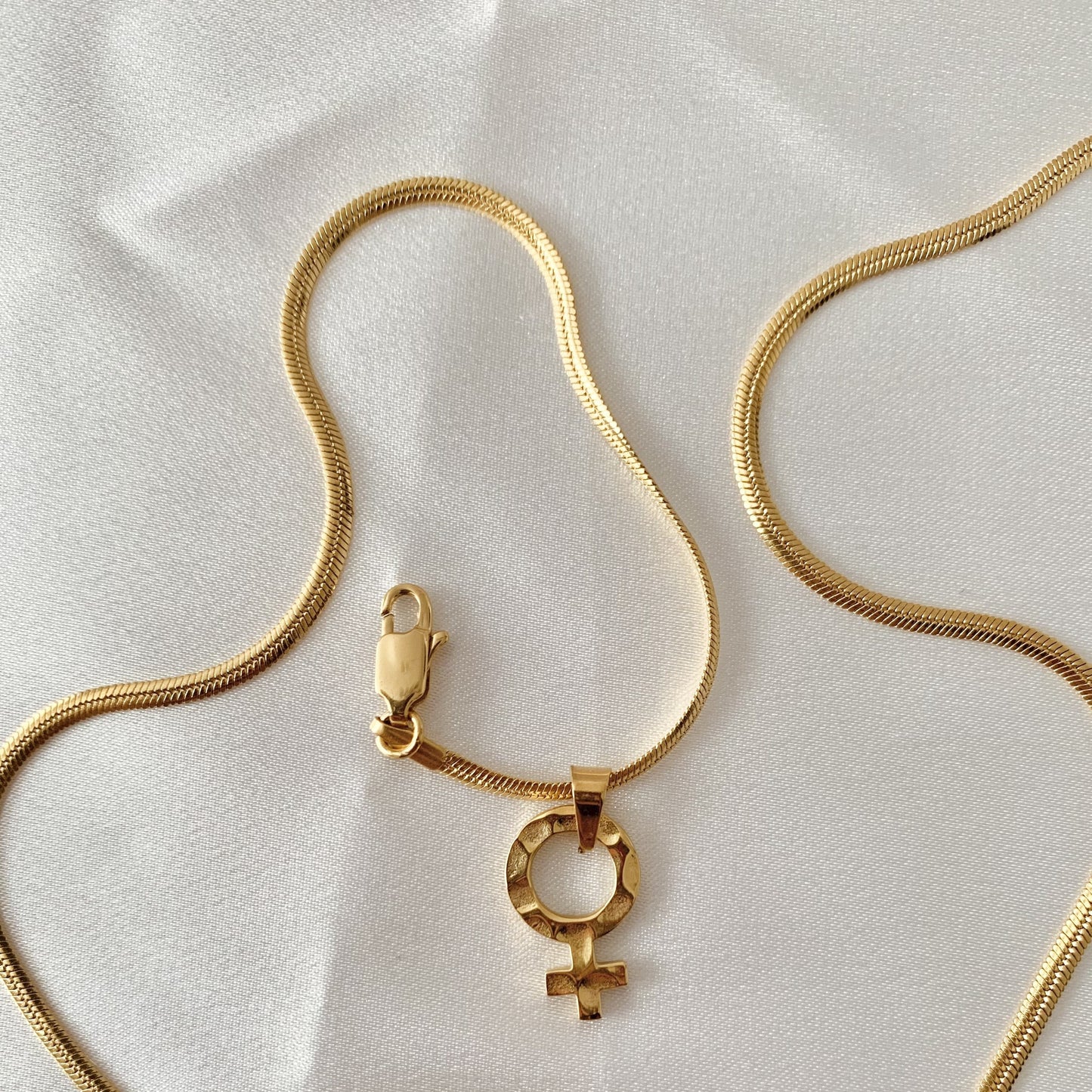 Lueur Necklace
